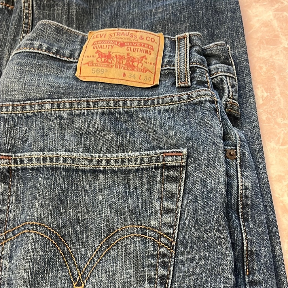 Levi's Classic Straight Fit Denim Jeans